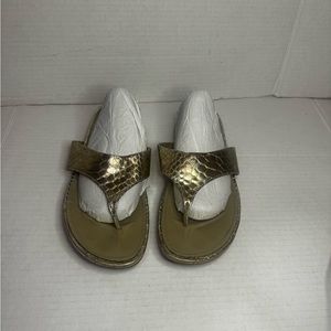 Mandolin Gold Piano Luxury Sandals 8.5